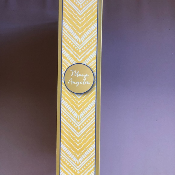 Maya Angelou Collectible Action Figure 12ins - Picture 3 of 4